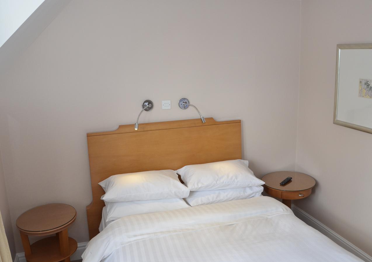 Hotel The Antelope At Upavon Zimmer foto